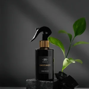 Instinct - grapefrukt, cederträ och svartpeppar